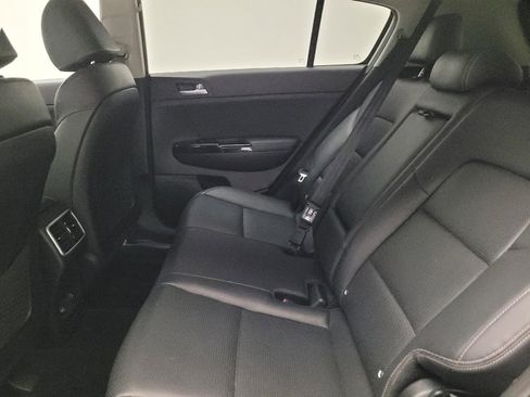 Used 2021 Kia Sportage EX AWD/4WD image 18