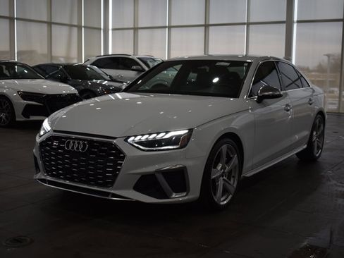 Used 2022 Audi S4 Premium Plus w/ Premium Plus Package image 7