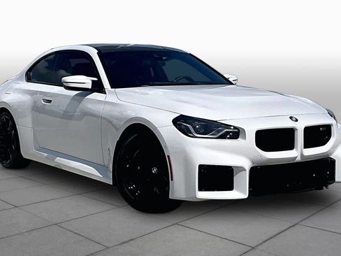 Used 2026 BMW M2 w/ Lighting Package RWD image 2
