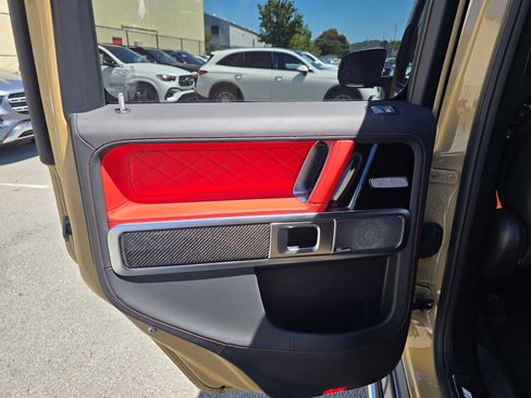 Used 2025 Mercedes-Benz G 63 AMG 4MATIC image 18
