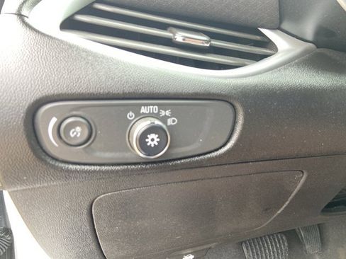 Used 2024 Chevrolet Malibu LT FWD image 44