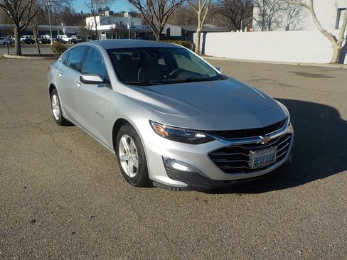 Used 2020 Chevrolet Malibu LS w/ Driver Confidence Package II image 6