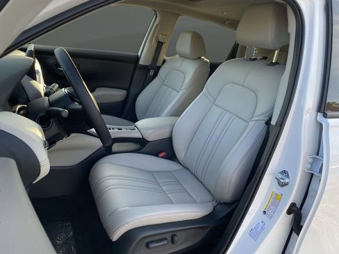 New 2026 Honda HR-V EX-L image 4