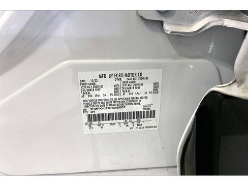 Used 2024 Ford Edge SEL AWD/4WD image 30
