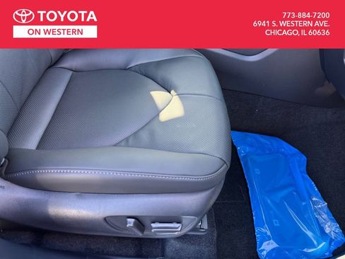 New 2025 Toyota Highlander Limited image 21