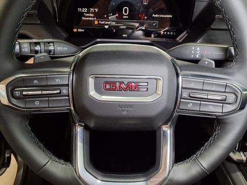 New 2026 GMC Acadia Elevation image 19