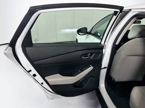 Used 2023 Honda Accord EX image 25