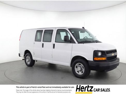 Used 2025 Chevrolet Express 3500 LT w/ LT Preferred Equipment Group image 1