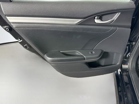 Used 2016 Honda Civic EX-L image 26