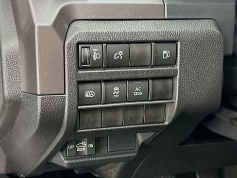 Used 2026 Toyota Tacoma TRD Off-Road AWD/4WD image 17