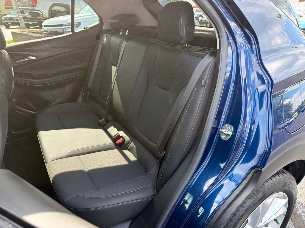 Used 2023 Buick Encore GX Preferred w/ Cold Weather Comfort Package FWD image 26