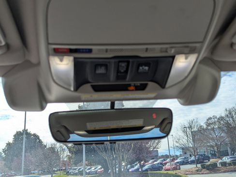 Used 2019 Subaru Forester Limited image 28