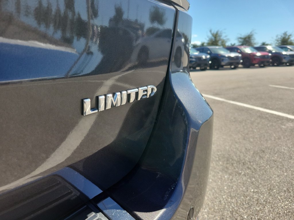 Used 2020 Jeep Grand Cherokee Limited w/ Trailer Tow Group IV AWD/4WD image 9