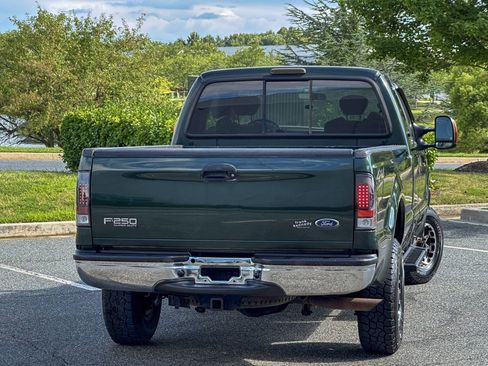 Used 2003 Ford F250 XLT AWD/4WD image 15