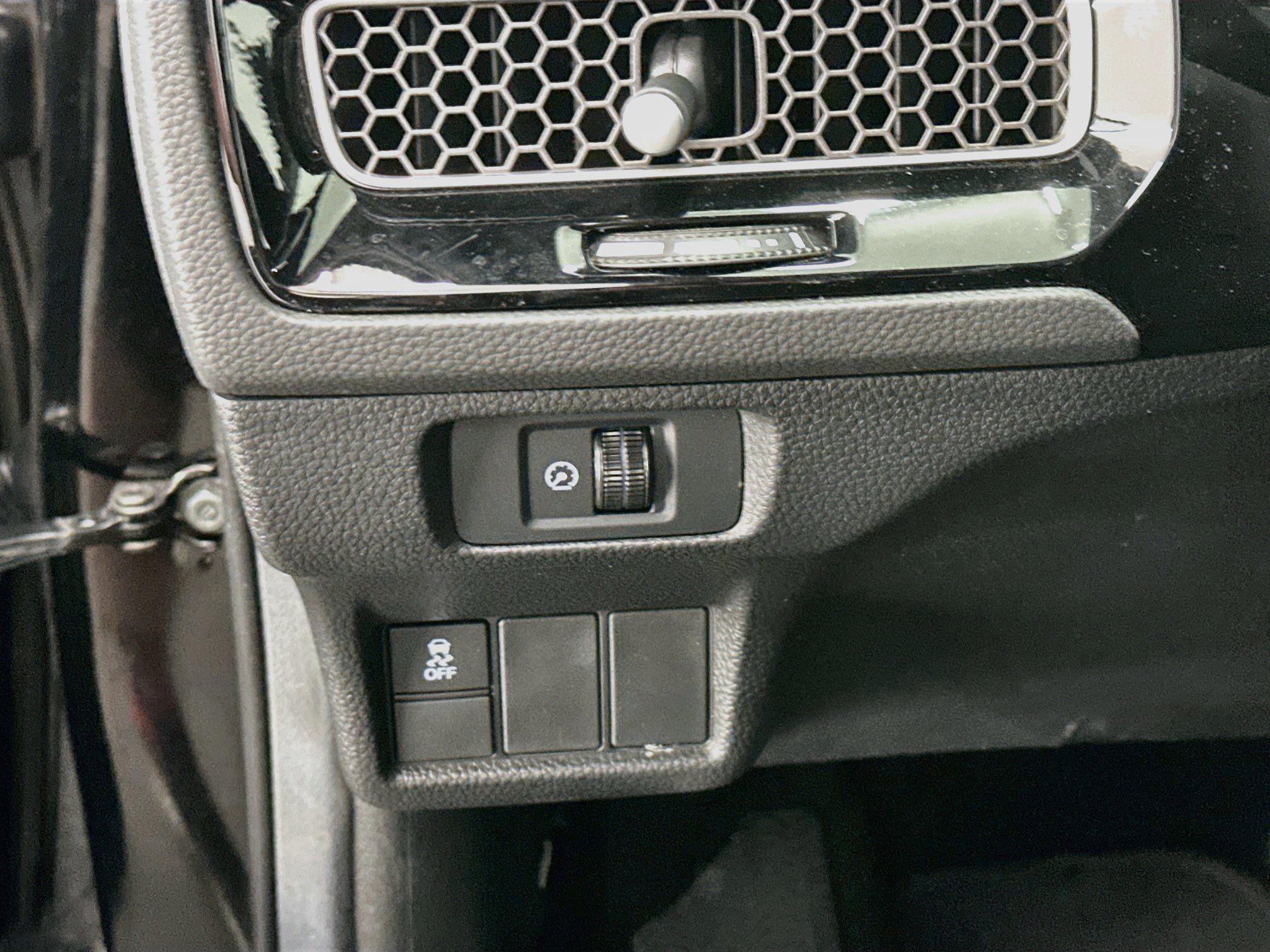 Used 2025 Honda Civic Sport image 17