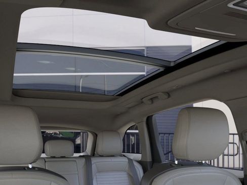 New 2025 Lincoln Nautilus Reserve w/ Jet Appearance Package image 22