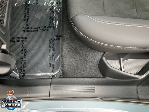 Used 2022 Volvo XC40 P8 Recharge Plus AWD/4WD image 31