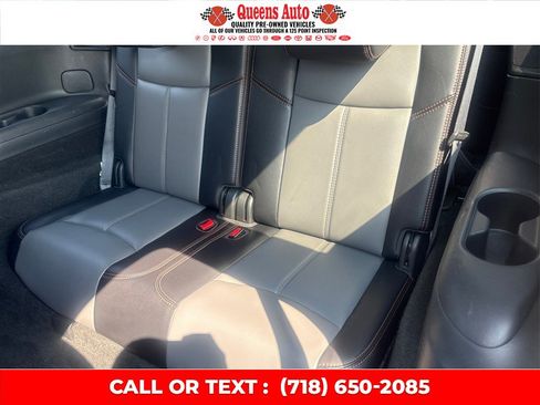 Used 2020 Nissan Pathfinder SL AWD/4WD image 47