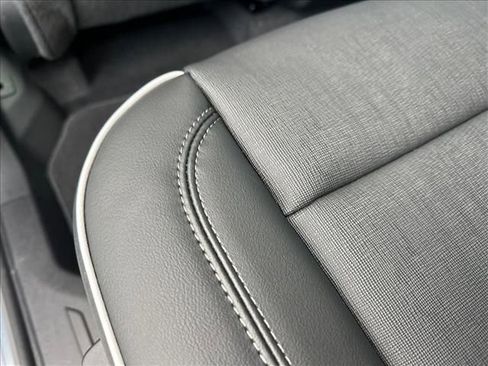 Certified 2026 Buick Enclave Preferred w/ Power Package FWD image 15