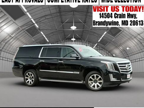 Used 2015 Cadillac Escalade ESV 2WD image 1