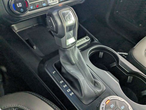 Used 2025 Ford Bronco Outer Banks AWD/4WD image 27