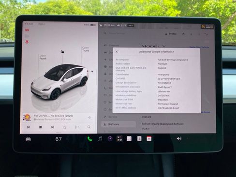 Used 2022 Tesla Model Y Long Range AWD/4WD image 23