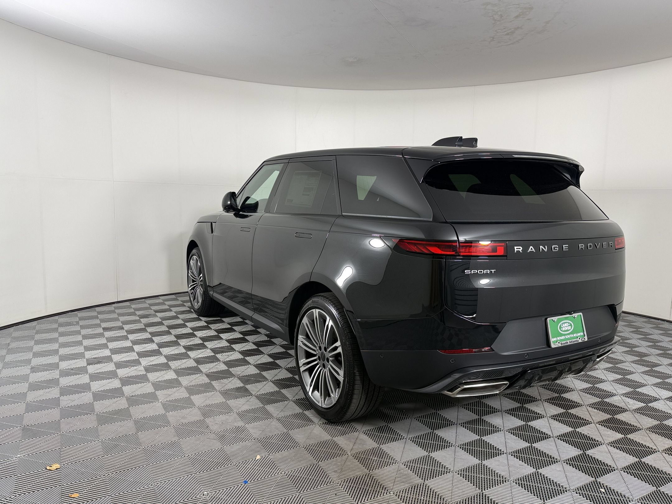New 2027 Land Rover Range Rover Sport SE AWD/4WD image 3