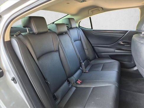 Used 2019 Lexus ES 350 w/ Accessory Package 2 FWD image 17