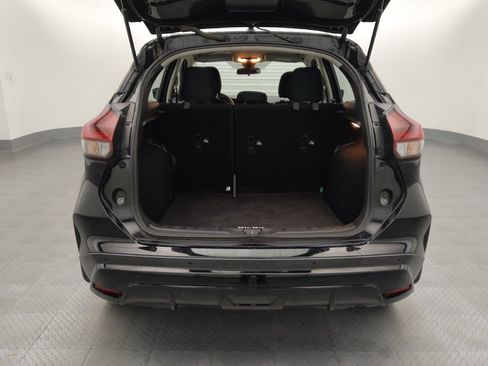 Used 2023 Nissan Kicks SV FWD image 29