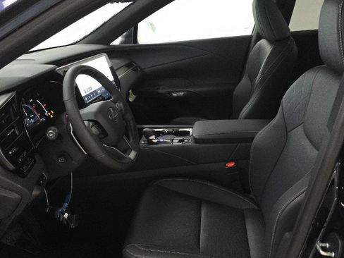 Used 2024 Lexus RX 350 Premium Plus image 8