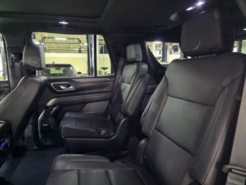 Used 2023 Chevrolet Tahoe Z71 AWD/4WD image 16
