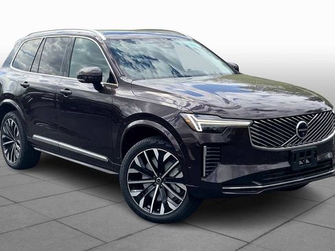 New 2025 Volvo XC90 B5 Plus image 17