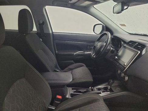 Used 2021 Mitsubishi Outlander Sport SE FWD image 21