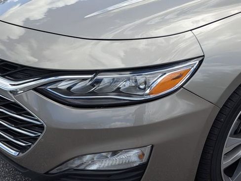 Certified 2024 Chevrolet Malibu LT image 9