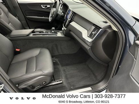 Certified 2025 Volvo XC60 B5 Plus AWD/4WD image 25