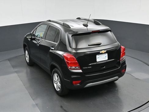 Used 2020 Chevrolet Trax LT w/ LT Convenience Package image 55