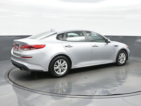 Used 2019 Kia Optima LX image 6