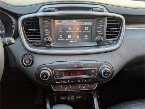Used 2019 Kia Sorento EX FWD image 22
