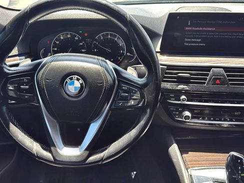 Used 2018 BMW 530i RWD image 13