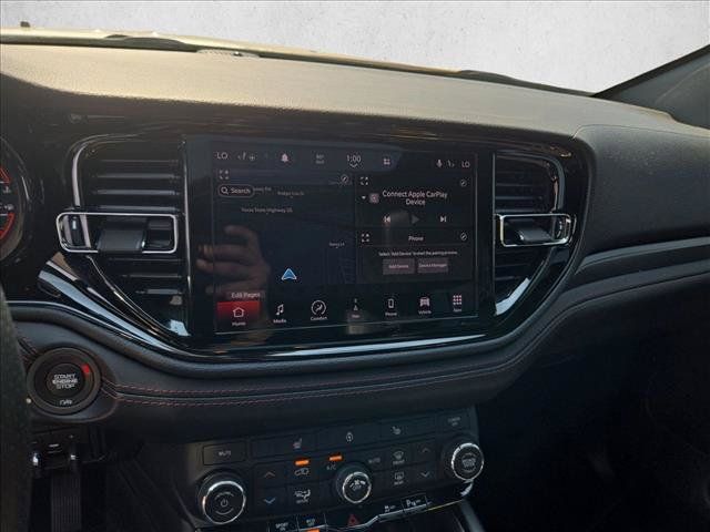 Used 2022 Dodge Durango R/T w/ Blacktop Package AWD/4WD image 13