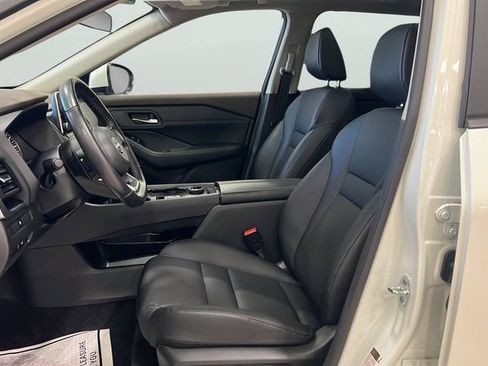 Used 2023 Nissan Rogue SV w/ SV Premium B Package AWD/4WD image 21