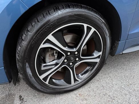 Used 2019 Ford Edge ST w/ Convenience Package image 46