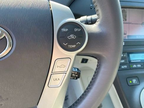 Used 2010 Toyota Prius Five FWD image 18