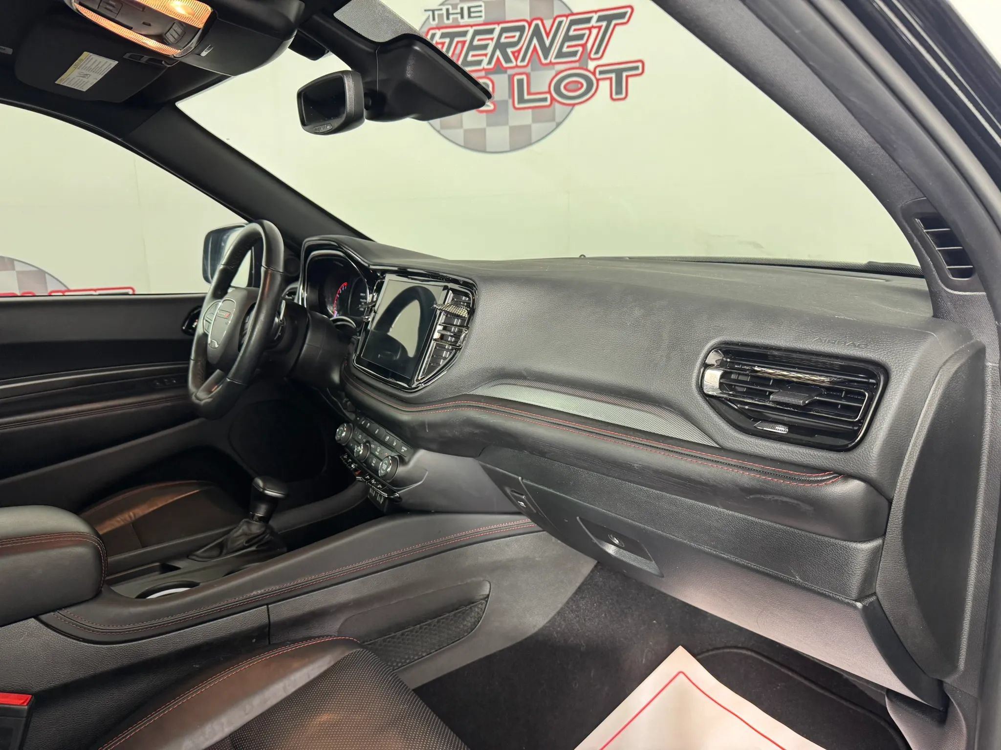 Used 2025 Dodge Durango GT AWD/4WD image 11