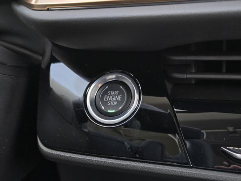 New 2026 Buick Envision Avenir image 12