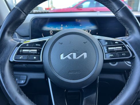 Used 2024 Kia Seltos EX image 24