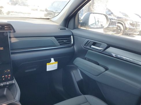 New 2026 GMC Terrain AT4 w/ Technology Package II AWD/4WD image 15