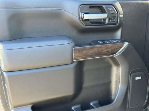 Used 2021 GMC Sierra 1500 SLT w/ SLT Premium Plus Package image 10