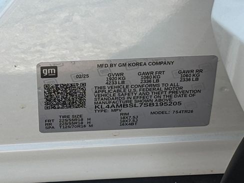 Used 2025 Buick Encore GX Preferred FWD image 23