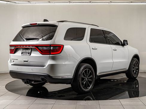 Used 2019 Dodge Durango SXT AWD/4WD image 5